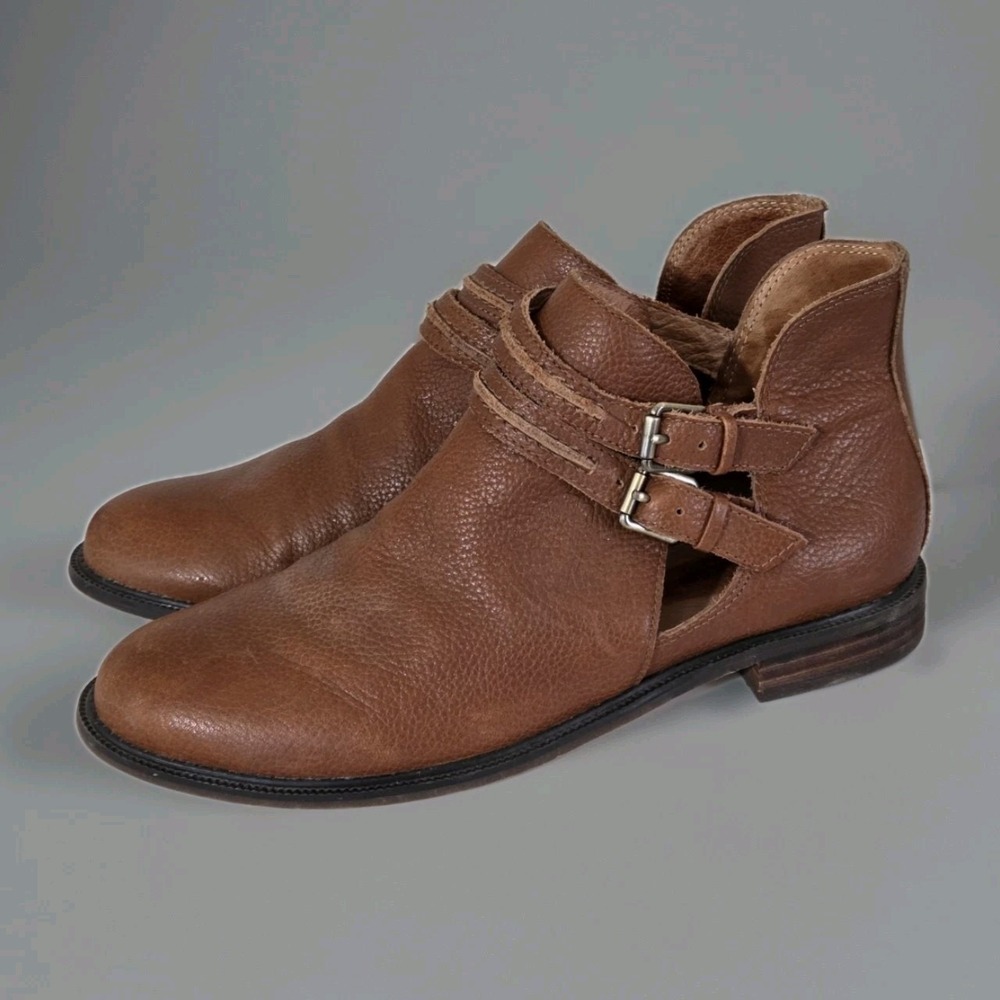 Corso Como Leather Ankle Boots Women's 6.5 Islip V Cut Out
